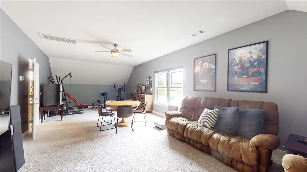 Centerton, Arkansas 72719, United States, 5 Bedrooms Bedrooms, ,4 BathroomsBathrooms,Residential,Active,239116