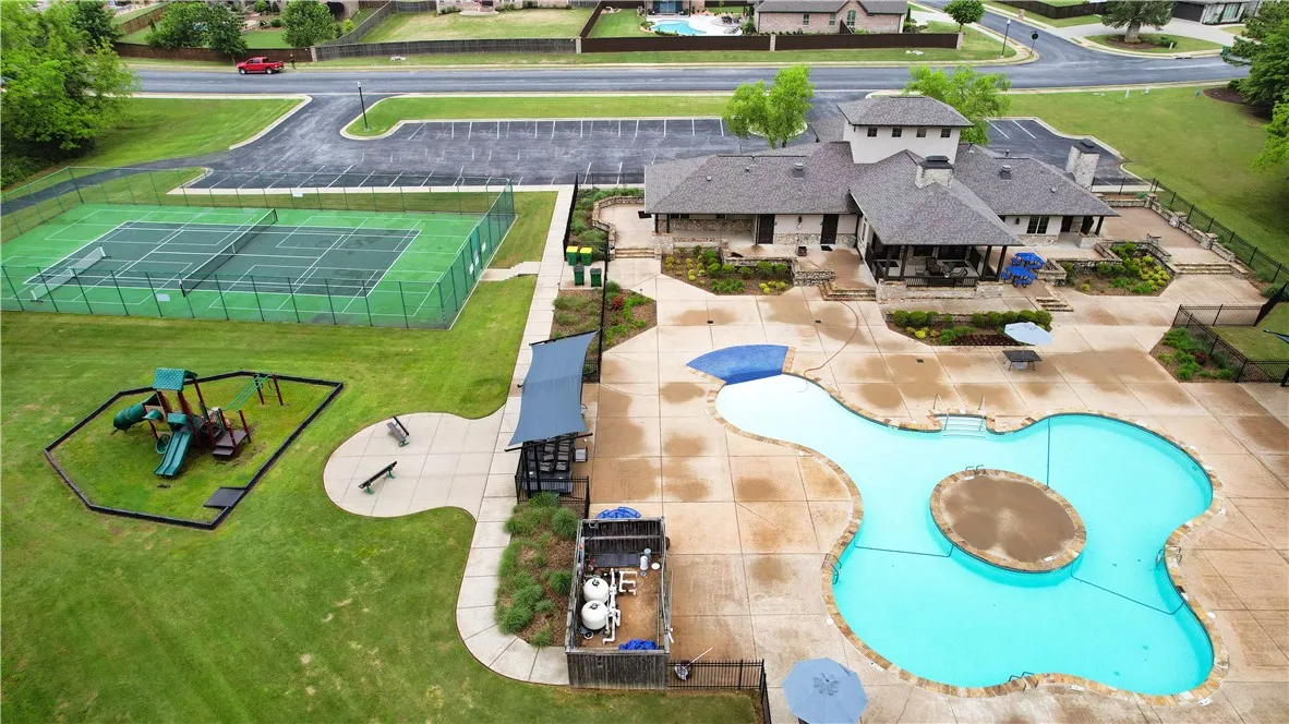 Centerton, Arkansas 72719, United States, 5 Bedrooms Bedrooms, ,4 BathroomsBathrooms,Residential,Active,239116