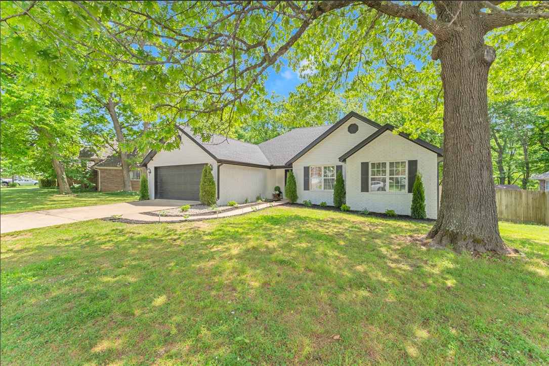 Eagle Crest Sub Springdale - Residential