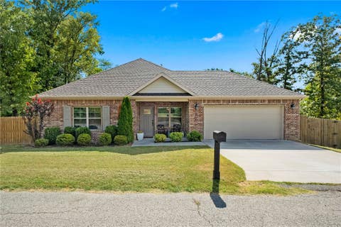 Photo of 13 Eastleigh Circle, Bella Vista, AR 72714 (MLS # 1359087)