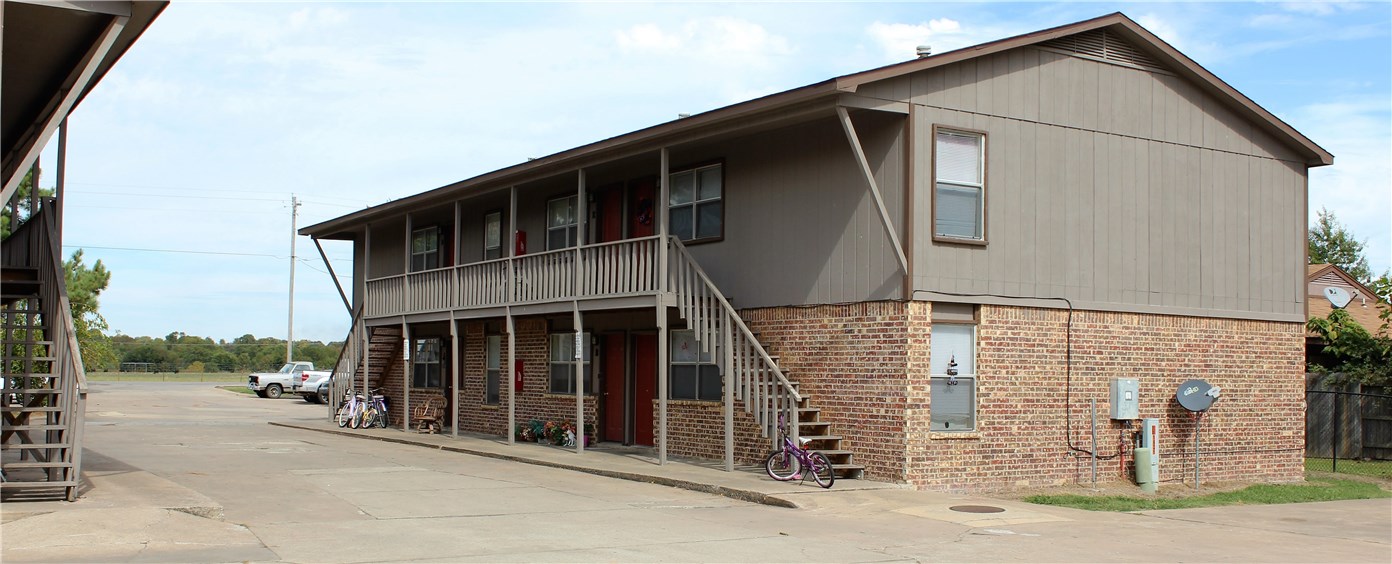 This 3 bldg. complex was constructed in 1981. All of the buildings are 2 story. All are 2br units. 24 of the units are on one level & have 1 bath. One is two level & has 1 1/2 baths. 12 units have been re-done since the beginning of 2014, and several others prior to that. There is a separate laundry building that are coin operated