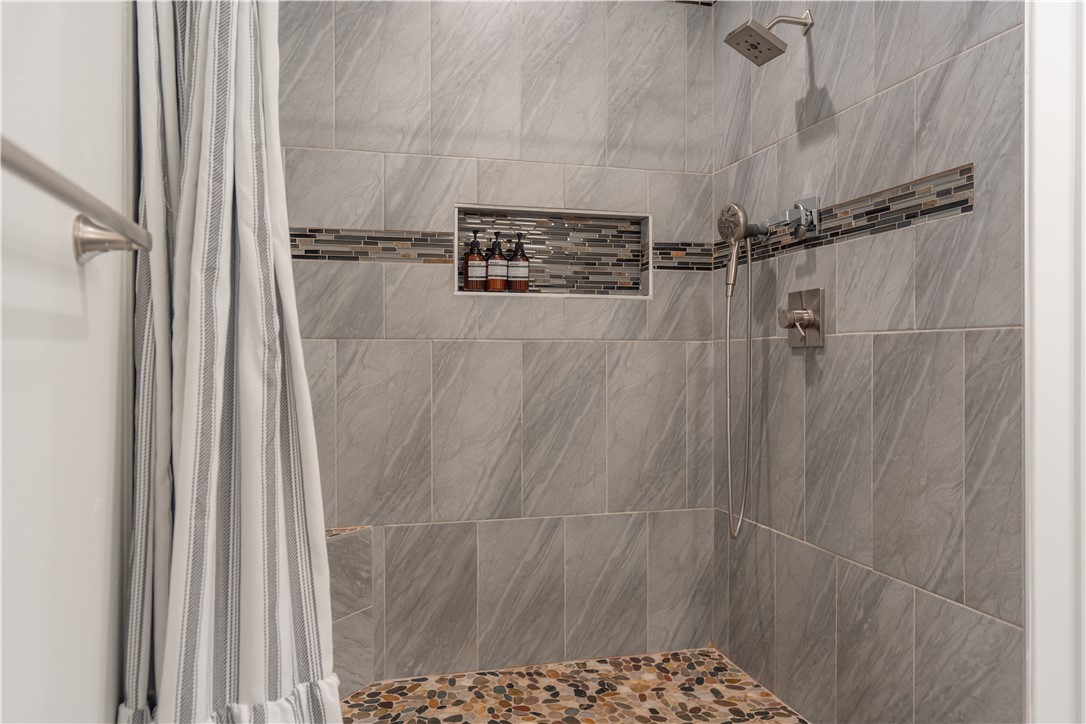 MUSHETT SUB-BENTONVILLE - Residential
