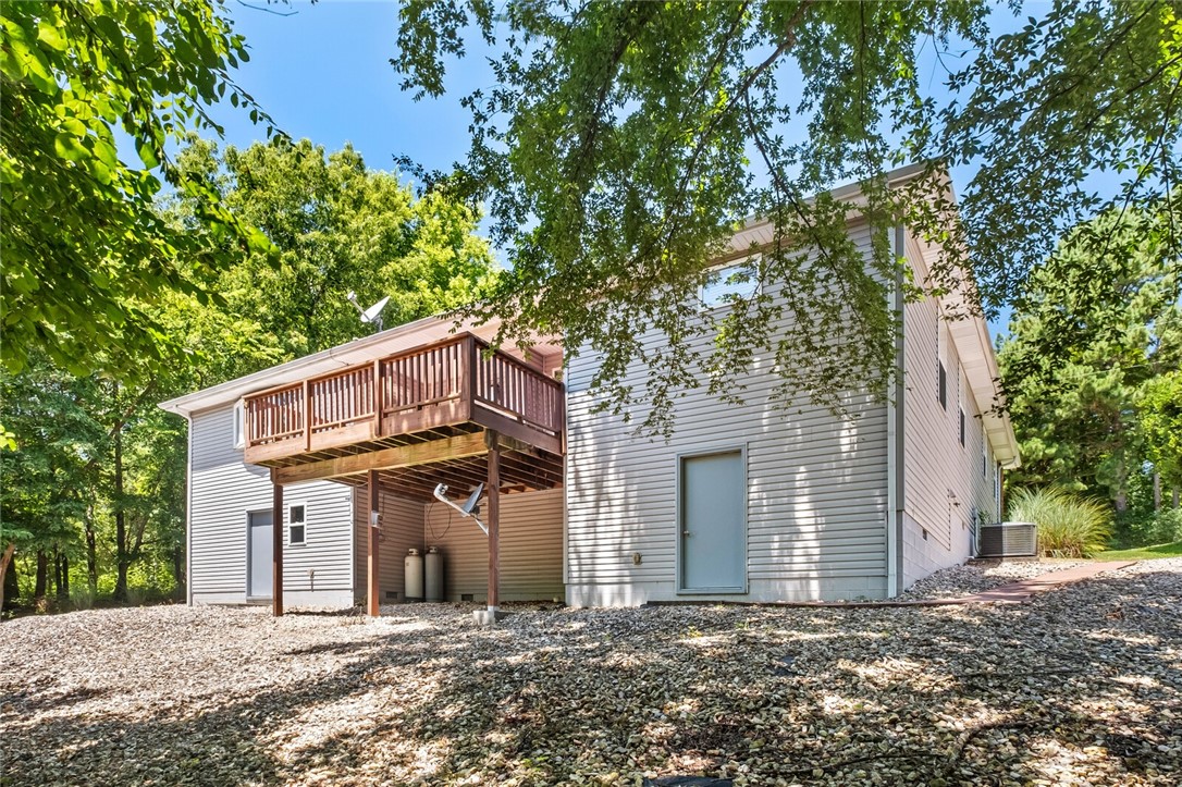 Buckingham Sub Bvv - Residential Lease