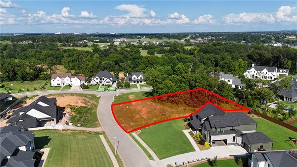 8402 W MIGRATION WAY, BENTONVILLE, AR 72713 - Image cddd2bec6ded6b4fa2ceb00dc840680b/1126768980