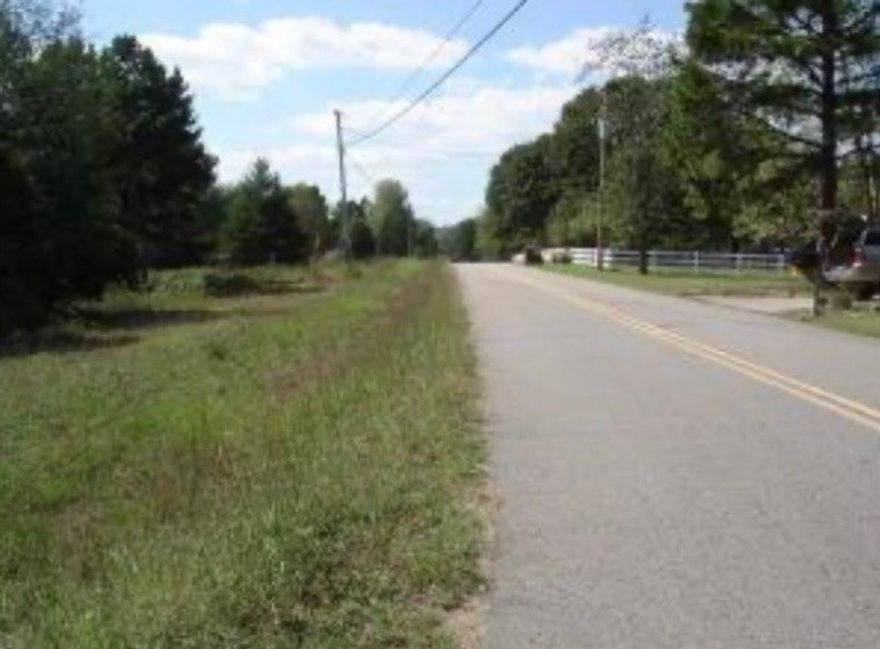 Excellent location if wanting to live by golf course and Russellville Country Club. Sold before entering in the MLS