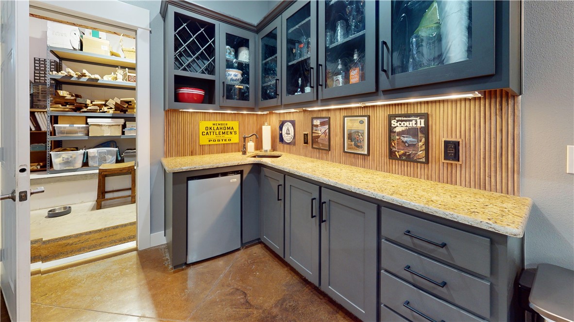 Woodridge Manor Rurban - Residential