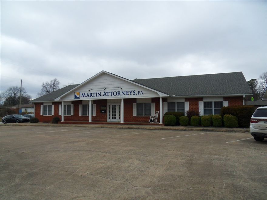 Well-constructed office building in a prime location. Ideally suited for tenant/user. Large reception area, private offices, 5 bathrooms, meeting rooms, and break room.