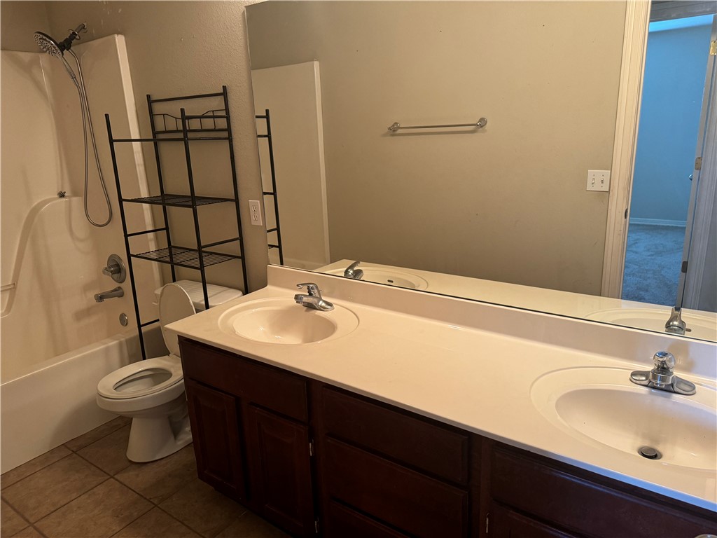Sonoma Valley Sub Centerton - Residential Lease