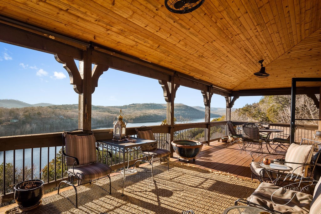 Unit 116 Holiday Island - Residential