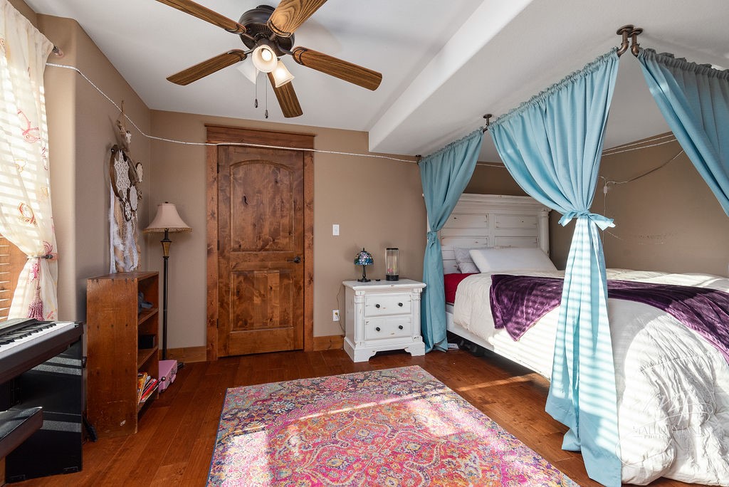 Unit 116 Holiday Island - Residential