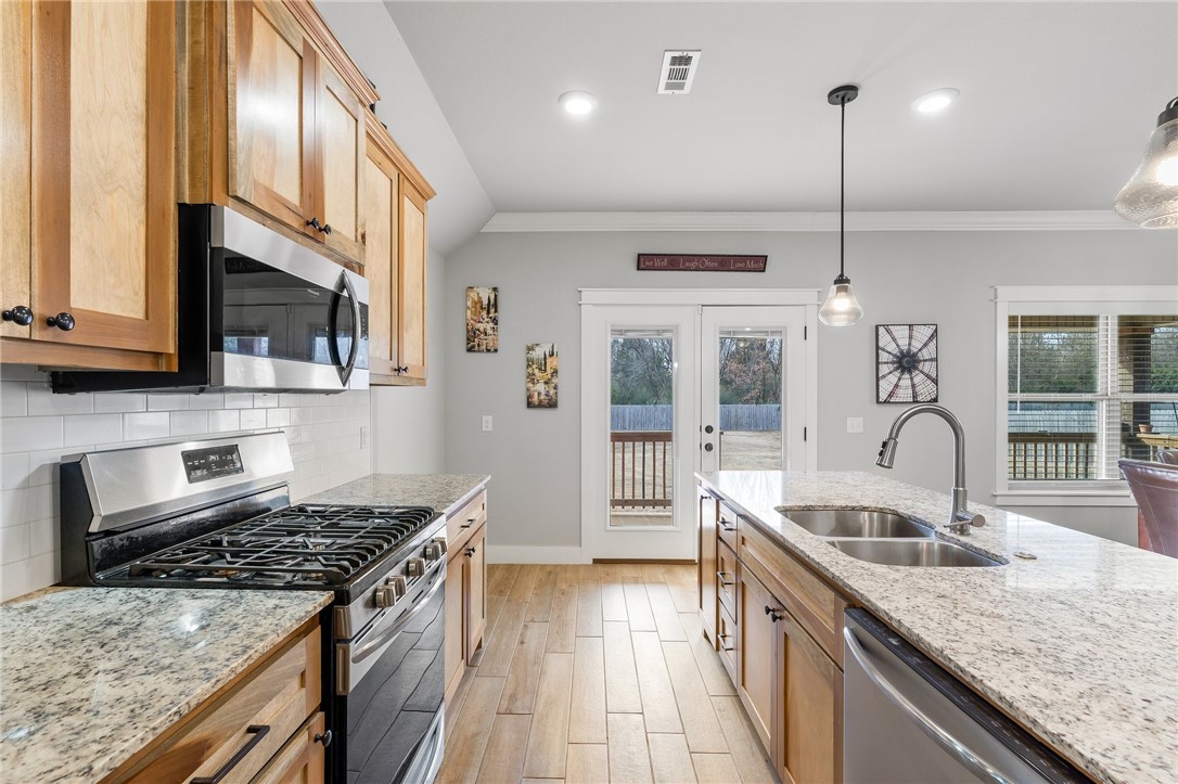 HICKORY MEADOWS S/D PH 1 - Residential