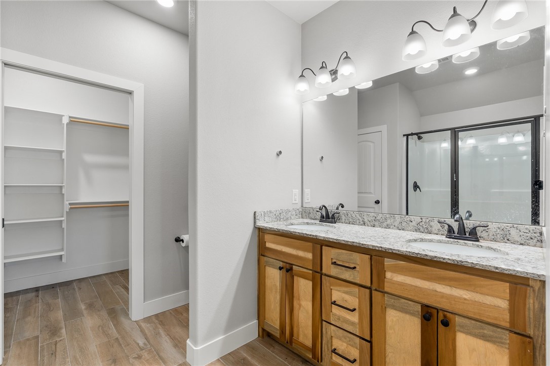 HICKORY MEADOWS S/D PH 1 - Residential