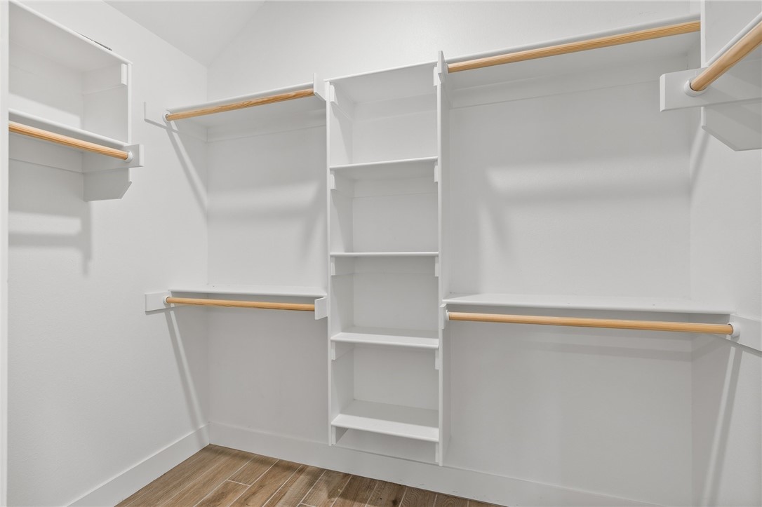 HICKORY MEADOWS S/D PH 1 - Residential