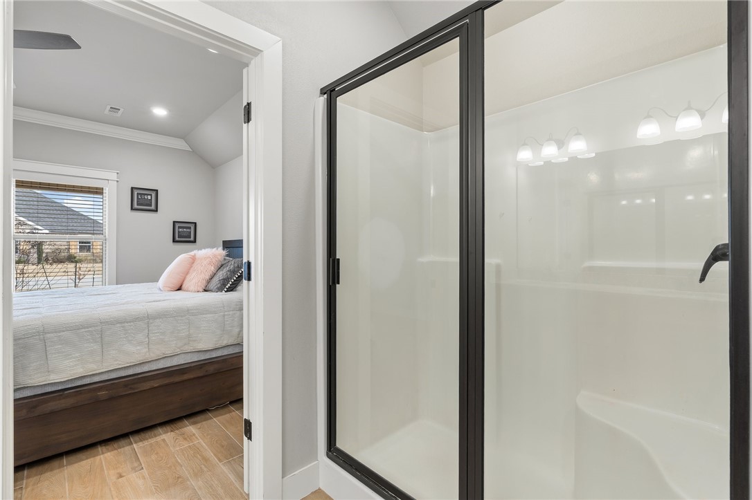 HICKORY MEADOWS S/D PH 1 - Residential