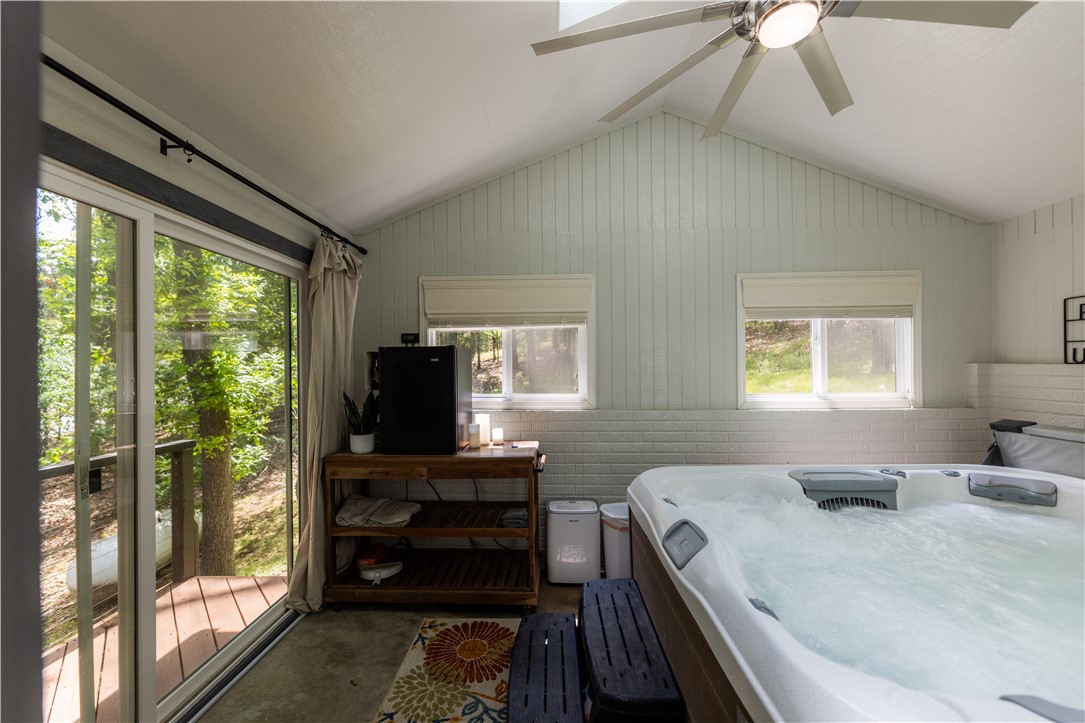 Mayfair Sub Bvv - Residential