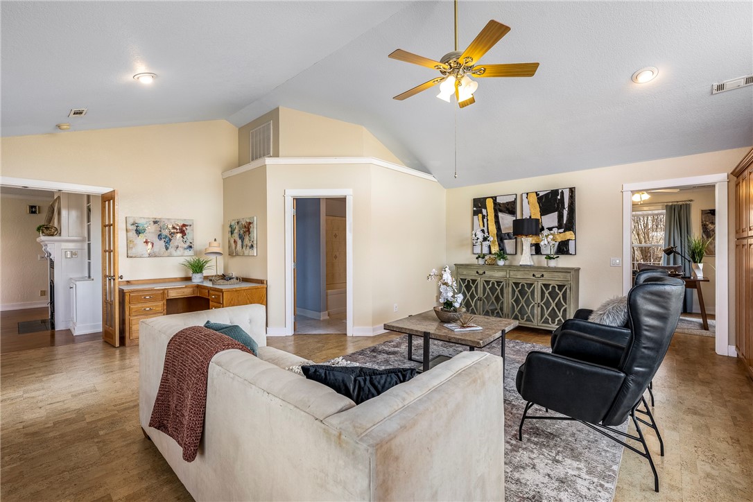 03-14-32 - Residential