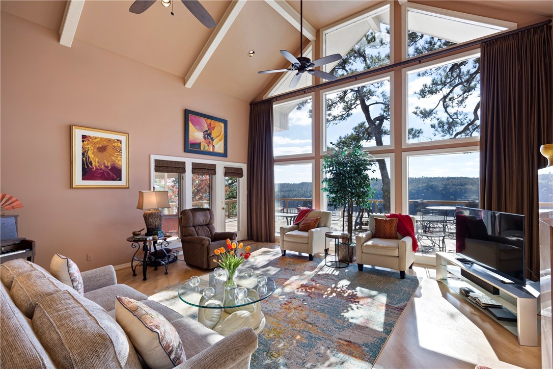 Lands End Ph Ii - Residential