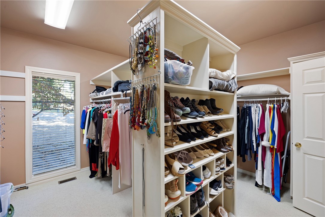 Lands End Ph Ii - Residential