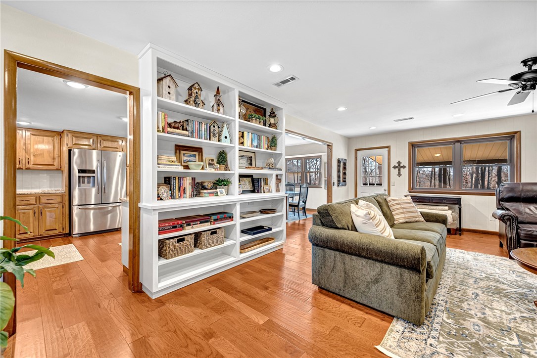 Oakhills Sub Rurban - Residential