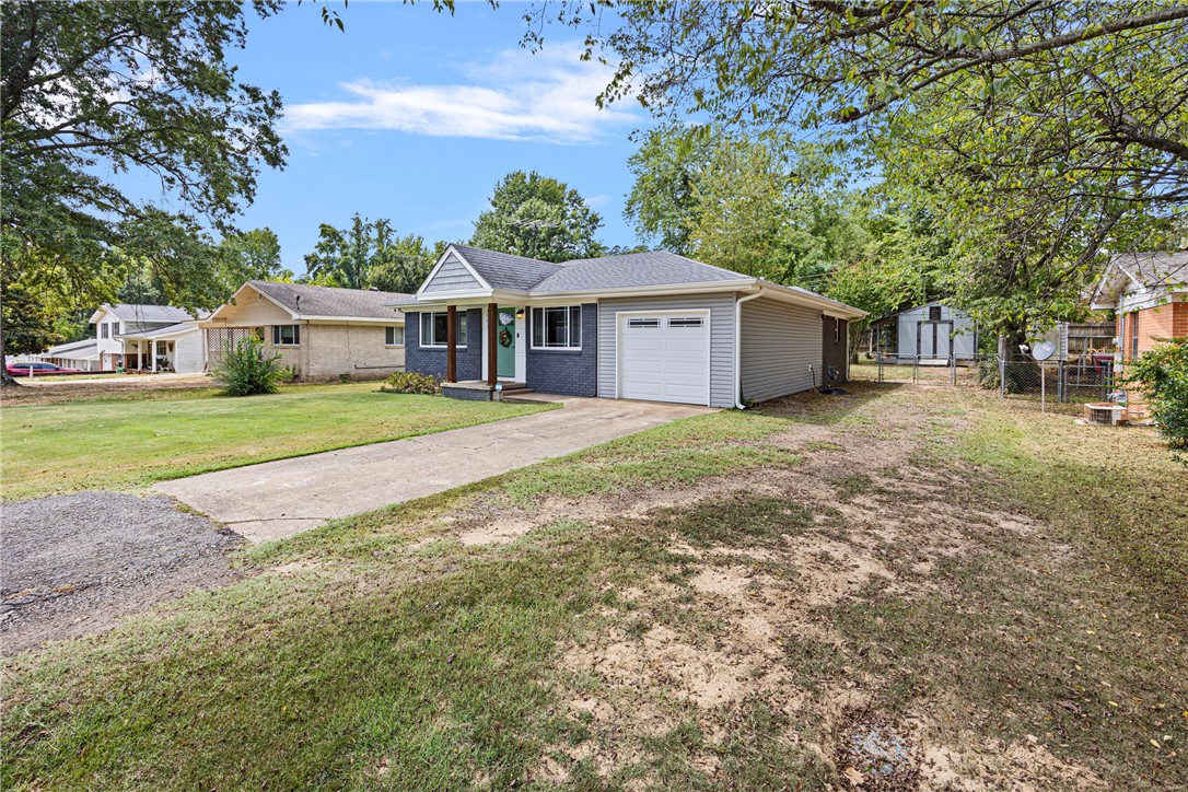 Pine Crest Hill - Residential