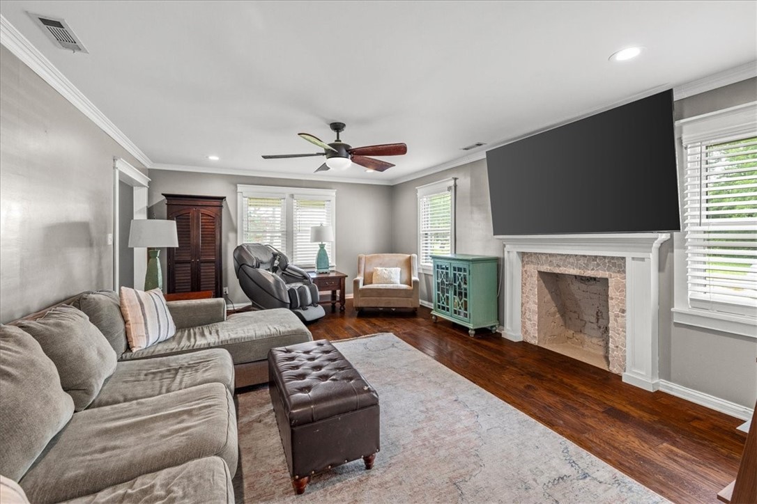 Elkins Outlots - Residential
