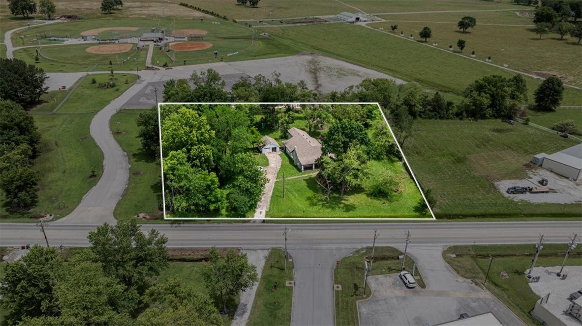 Elkins Outlots - Residential