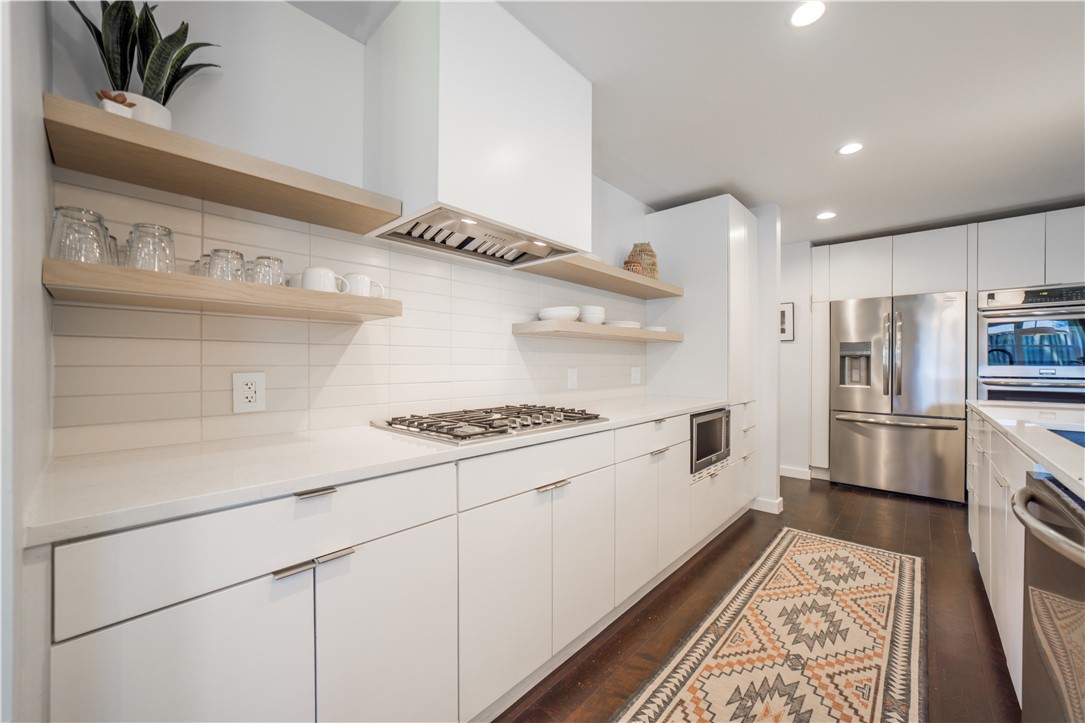 Rolling Hills - Residential