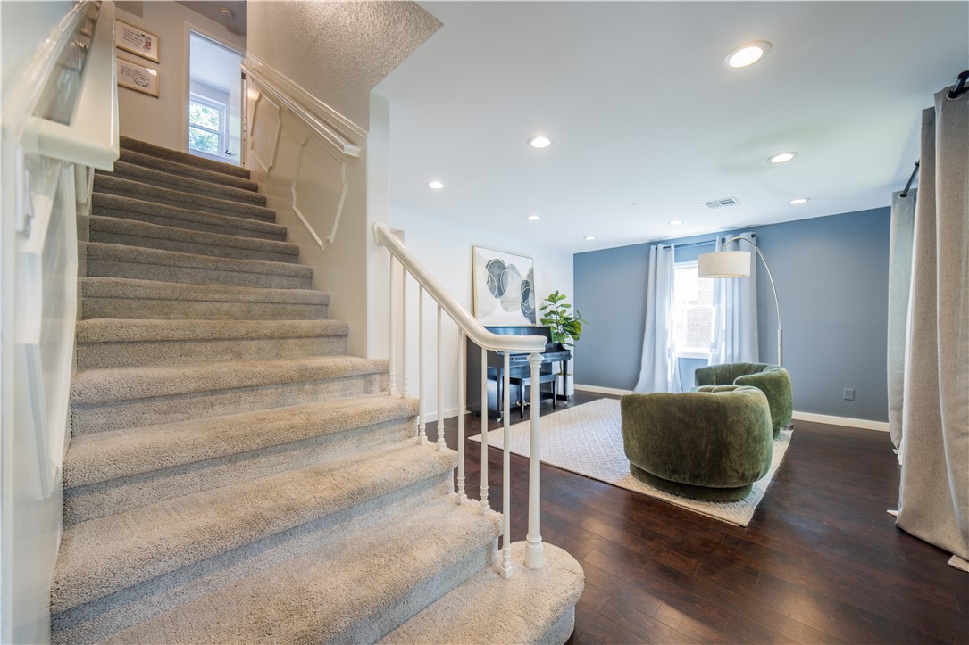 Rolling Hills - Residential