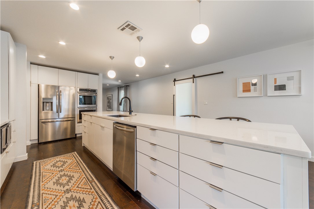 Rolling Hills - Residential