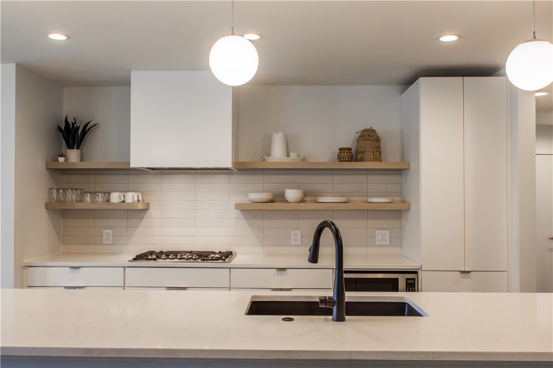 Rolling Hills - Residential