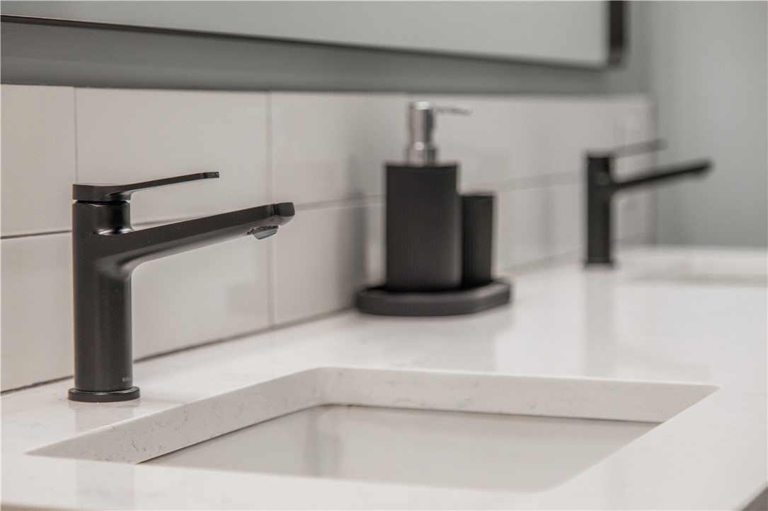 Rolling Hills - Residential