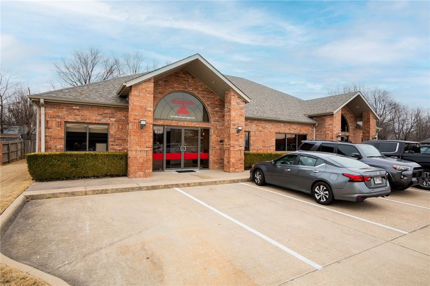 Position your business for success at 3880 Willowood Ave in Springdale, a well-appointed 2,240 sq ft commercial office space offering functionality, visibility, and convenience in one of Northwest Arkansas’ fastest-growing corridors.

This versatile property features 5 private office suites, a welcoming reception area with front desk and waiting room, plus a break room with kitchenette designed for day-to-day efficiency. Two (2) restrooms provide added convenience for staff and clients alike.

Located just minutes from I-49 access, this property offers excellent connectivity for employees, clients, and customers — making it ideal for professional services, medical, administrative, or creative office use.