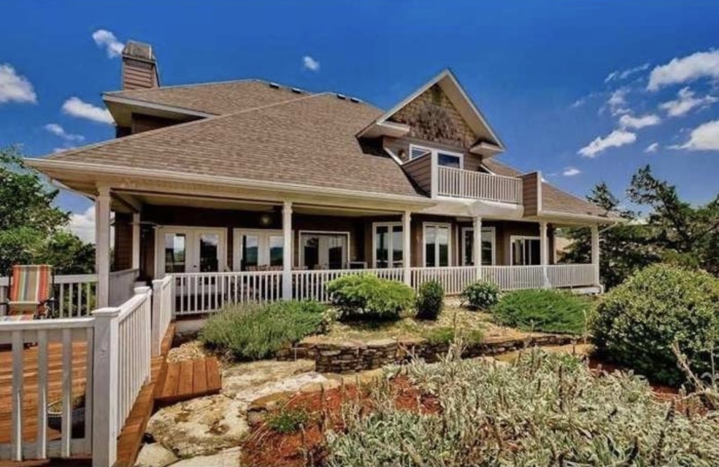 Unit 116 Holiday Island - Residential