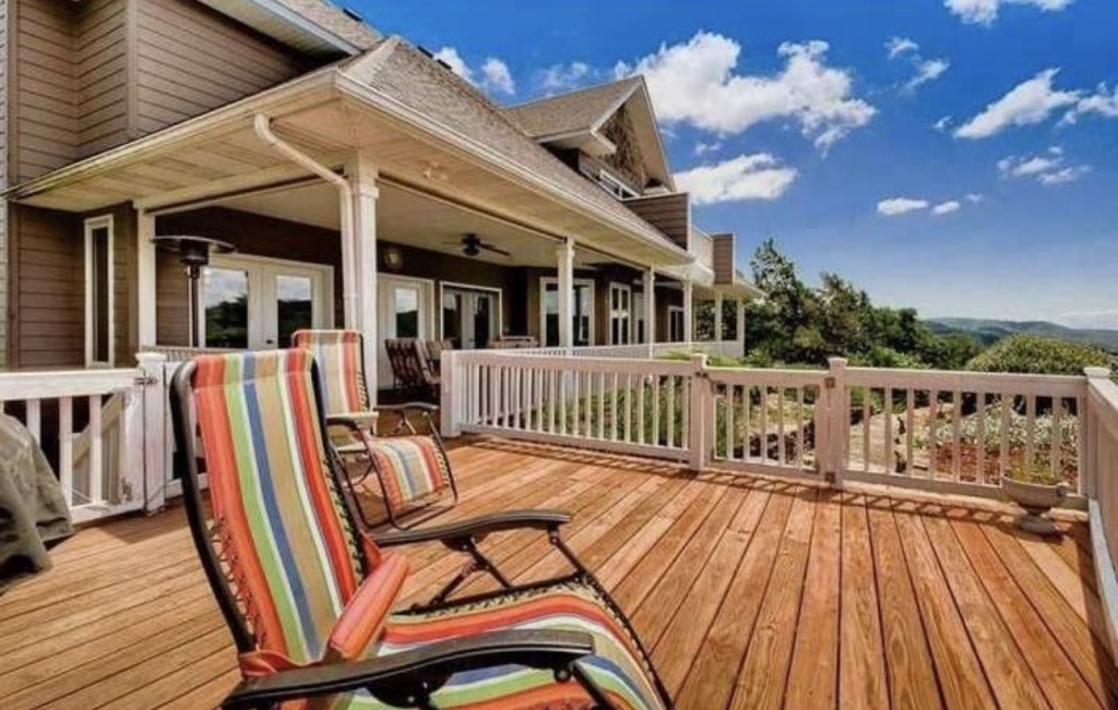 Unit 116 Holiday Island - Residential