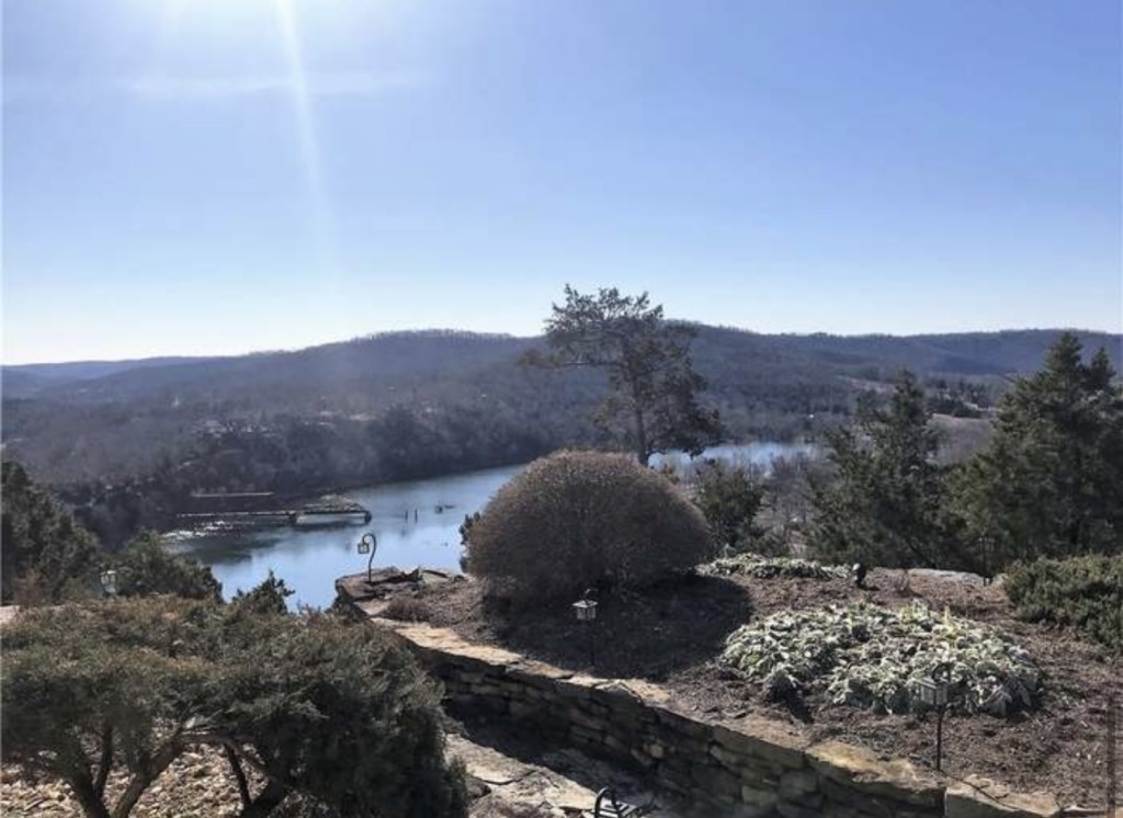 Unit 116 Holiday Island - Residential