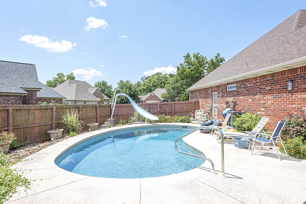 Ridgecrest Meadows Ph 5 Rogers - Residential