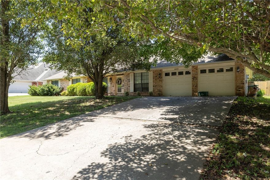 Charming East Fayetteville gem! This 4-bedroom, 3 full bath home sits on a cul-de-sac in the desirable Boardwalk neighborhood, zoned for Root School. Community amenities include a pool, clubhouse, play ground, tennis courts and Pond. The single-level floor plan boasts tall ceilings, generous living spaces, a private office, and a formal dining room. Step outside to enjoy a huge, private backyard and patio ideal for gatherings or quiet evenings.  Don't miss this rare fine in East Fayetteville.