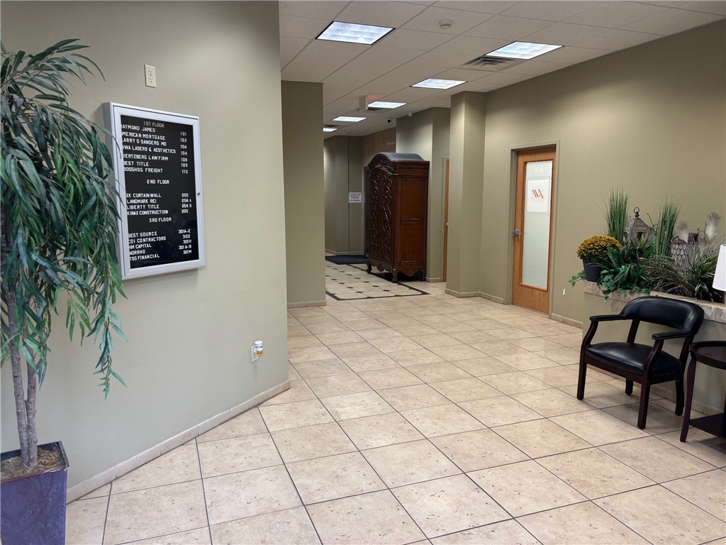 Fayetteville Outlots - Commercial Lease