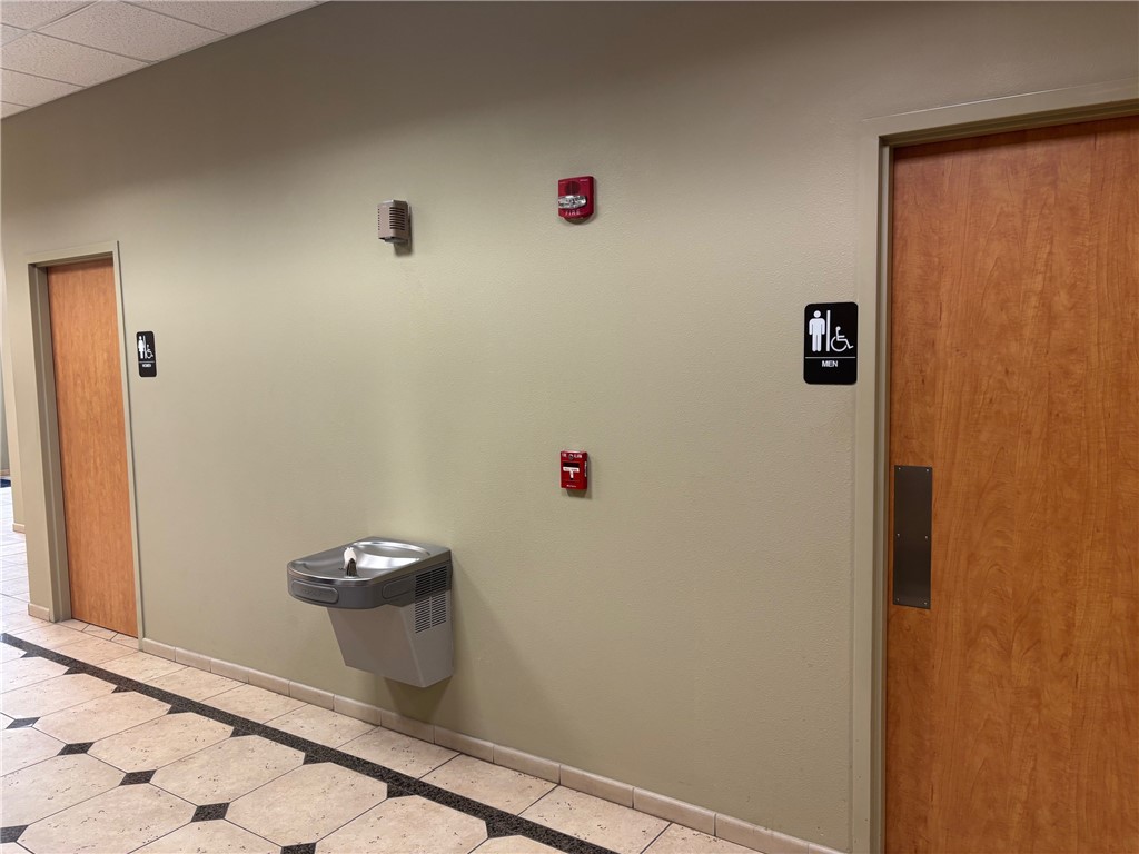 Fayetteville Outlots - Commercial Lease