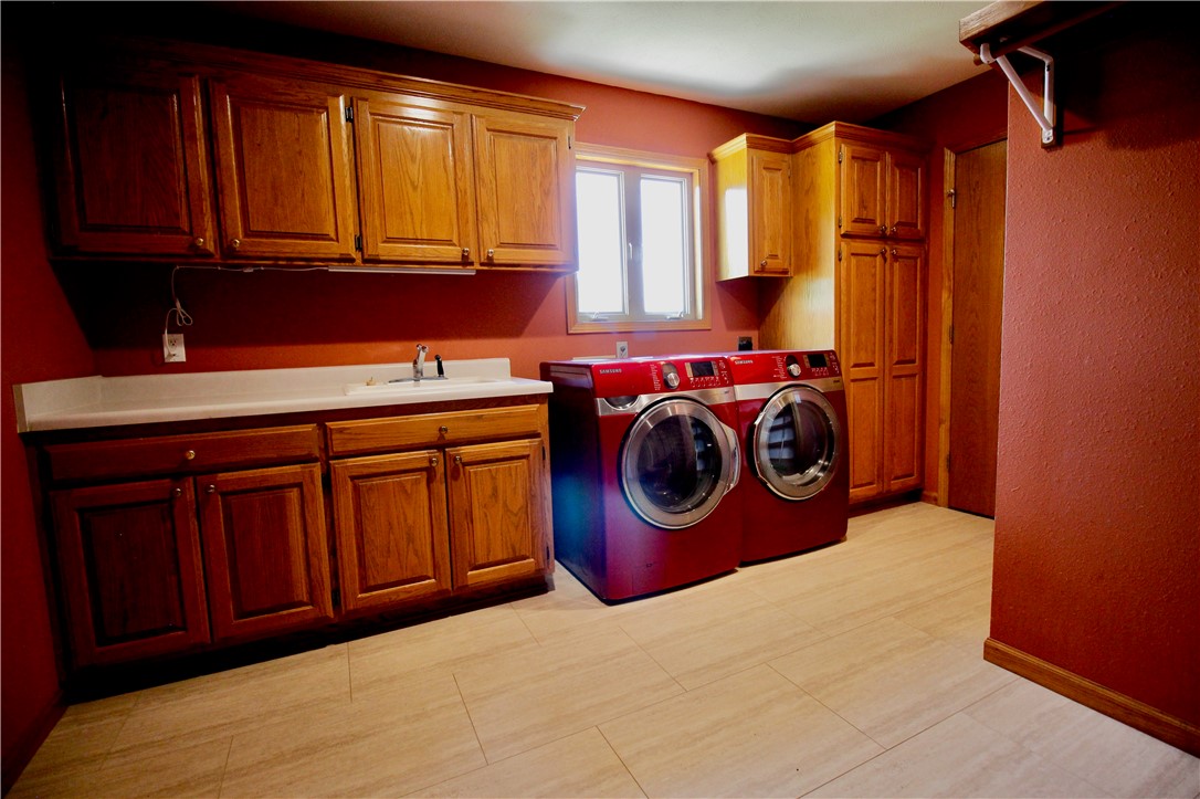 Unit 112 Holiday Island - Residential
