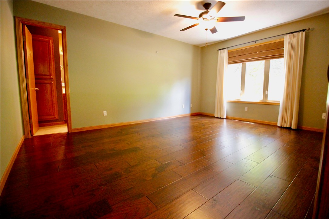 Unit 112 Holiday Island - Residential