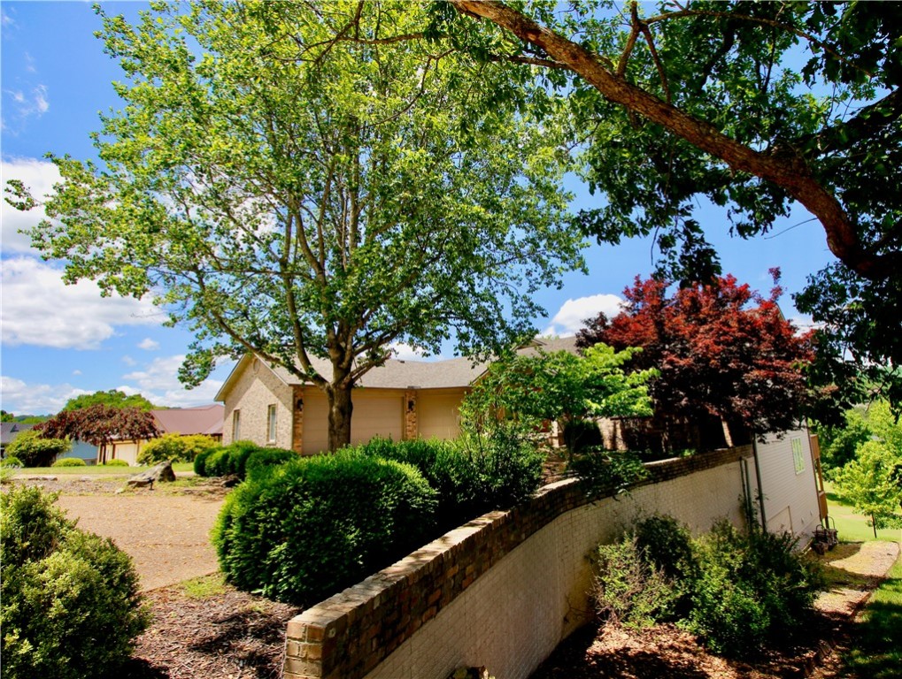 Unit 112 Holiday Island - Residential