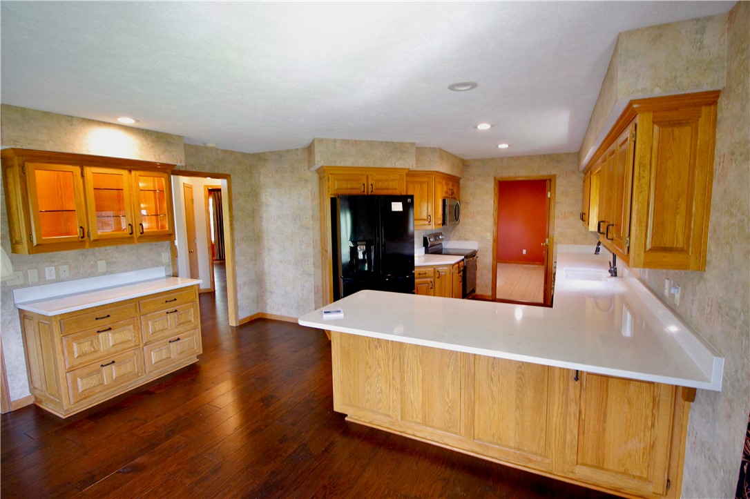 Unit 112 Holiday Island - Residential