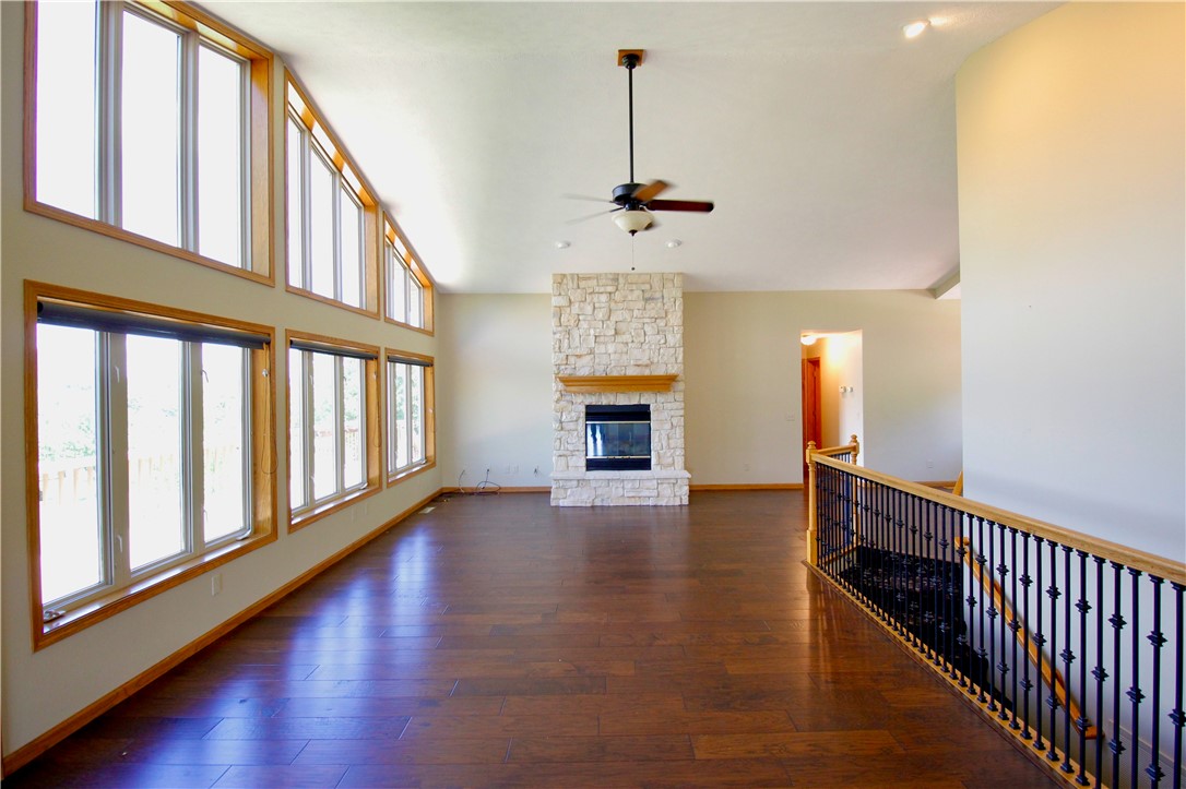 Unit 112 Holiday Island - Residential