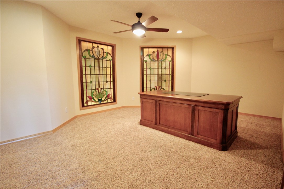 Unit 112 Holiday Island - Residential