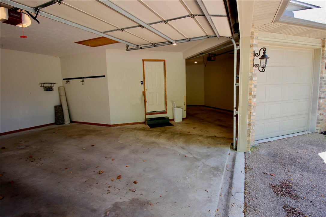 Unit 112 Holiday Island - Residential