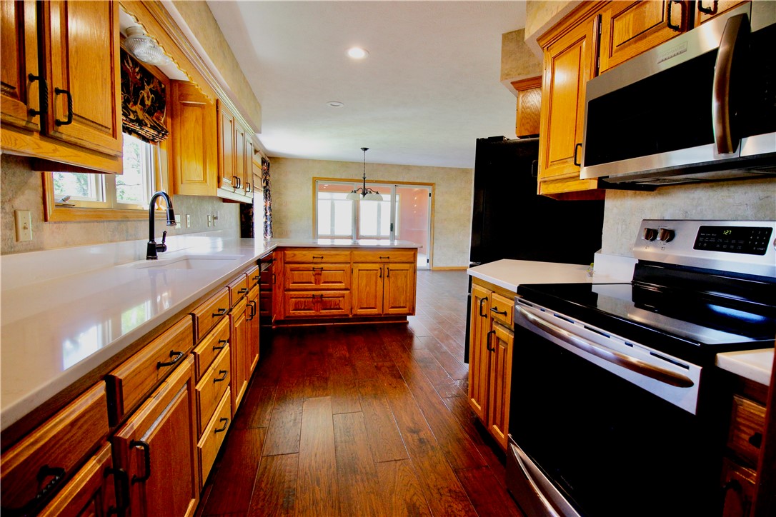 Unit 112 Holiday Island - Residential