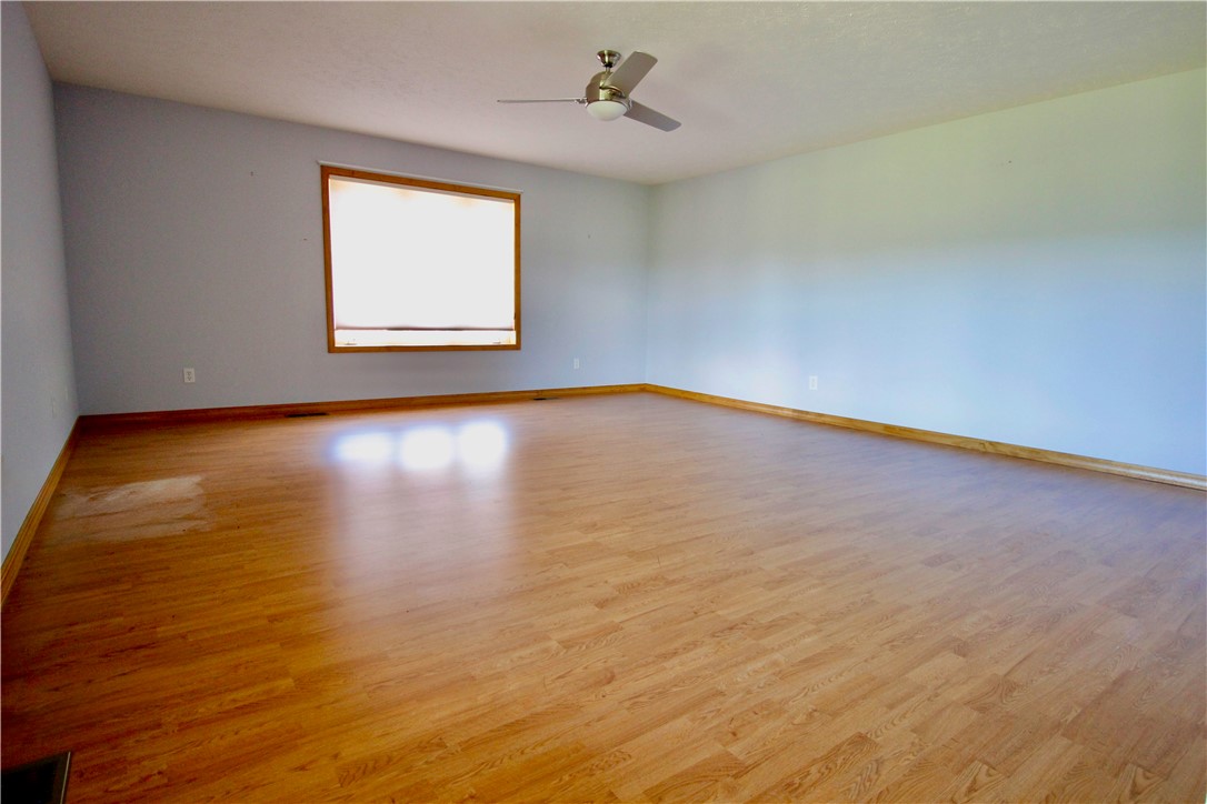 Unit 112 Holiday Island - Residential