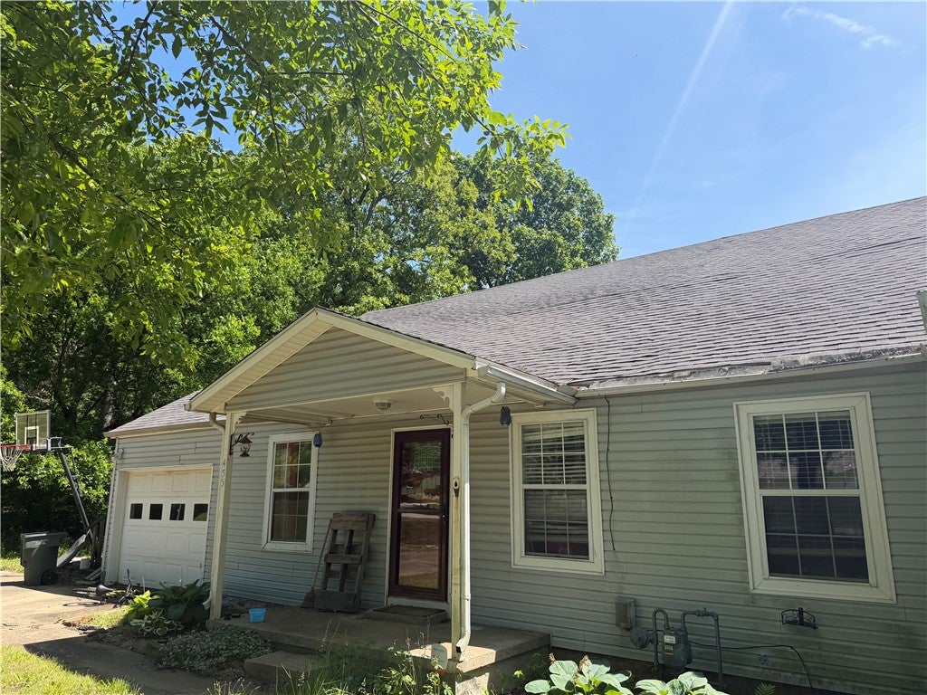 455 Skelton Street