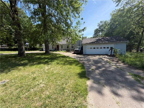 Photo of 455 Skelton Street, Fayetteville, AR 72701 (MLS # 1361925)